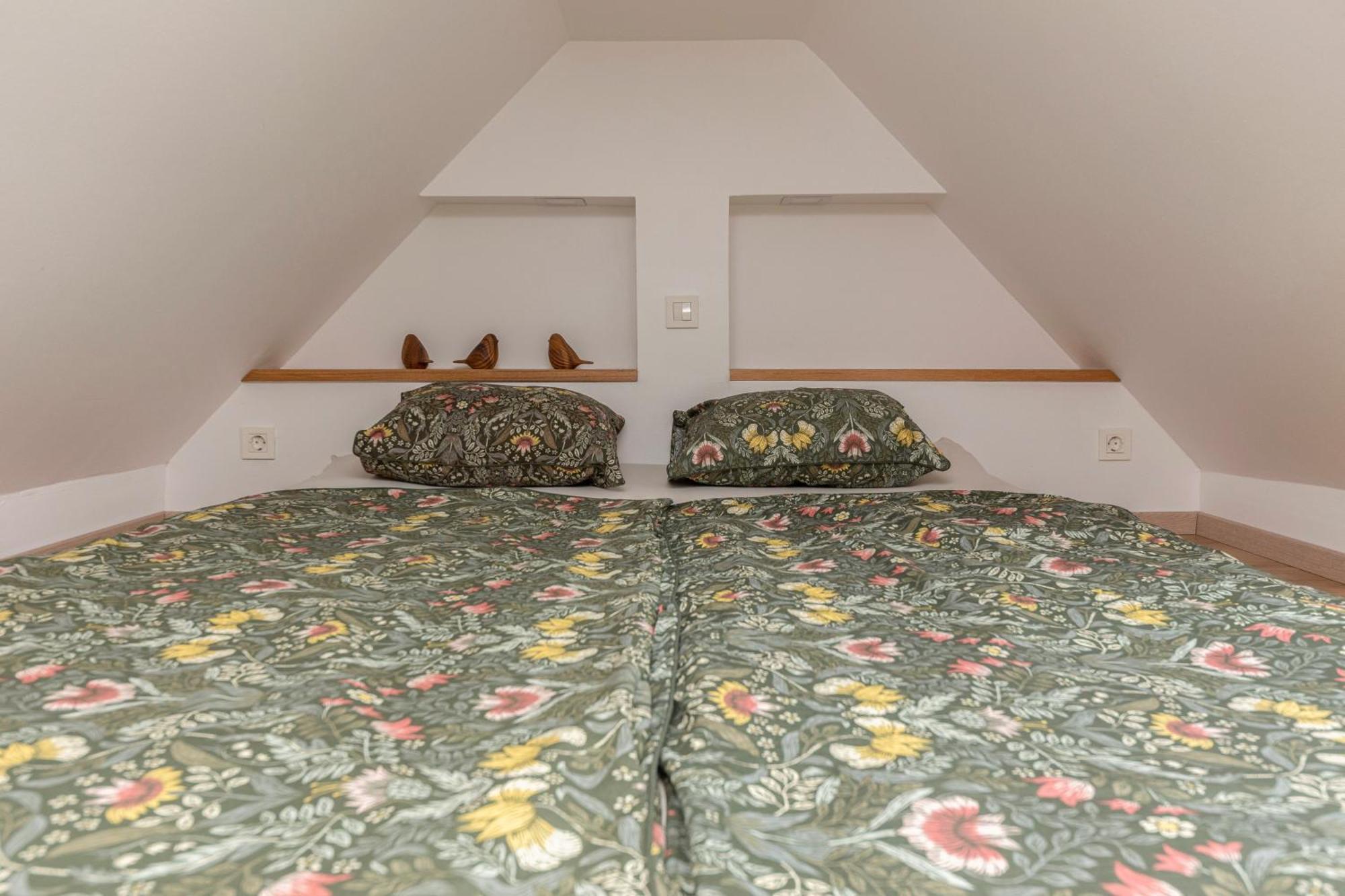 Garden Living Apartment Блед Екстериор снимка