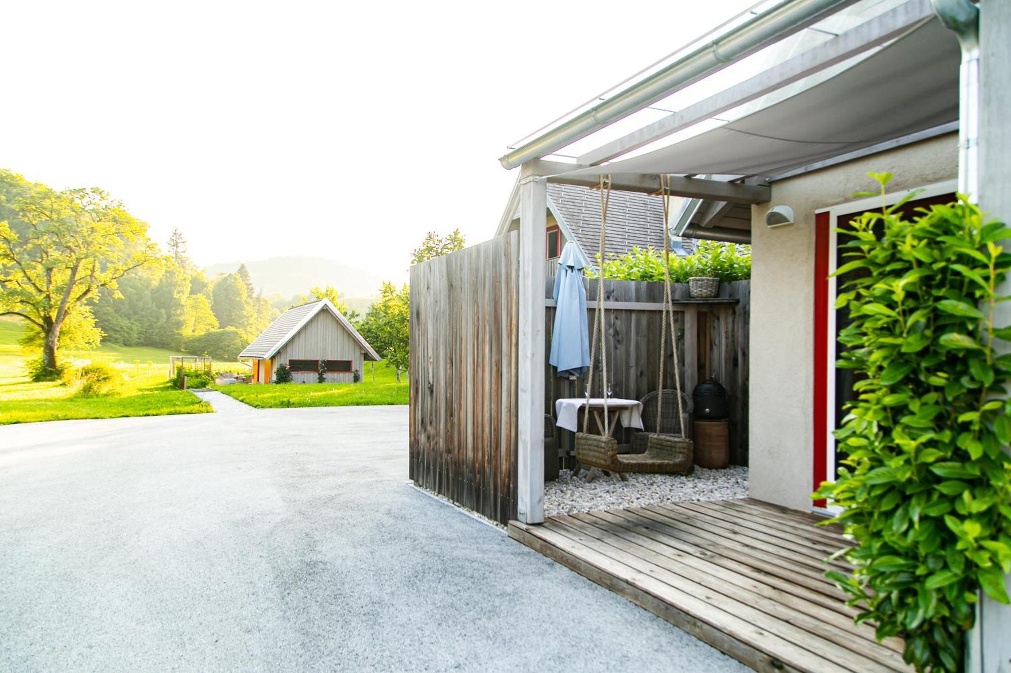 Garden Living Apartment Блед Екстериор снимка